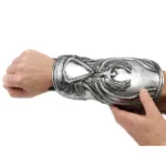 Assassin’s Creed II Ezio Auditore Hidden Blade Gauntlet