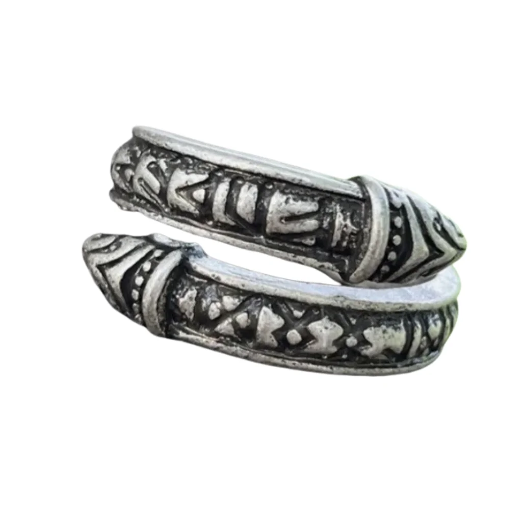 Vintage Dragon Head Elder Futhark Rune Ring Vintage Dragon Head Elder Futhark Rune Ring